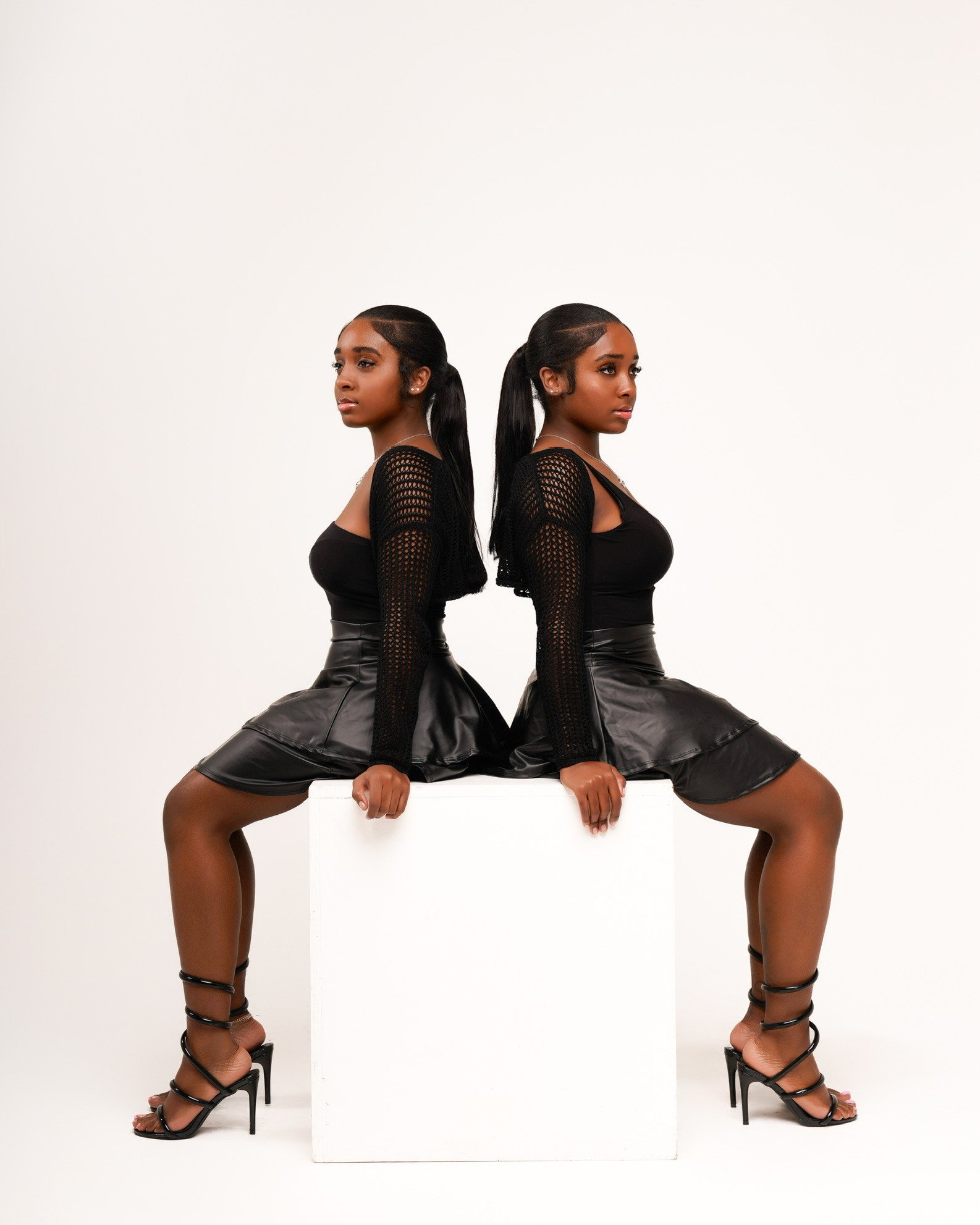 Photo Credit: @shotbyjenn Studio: The SYX HQ