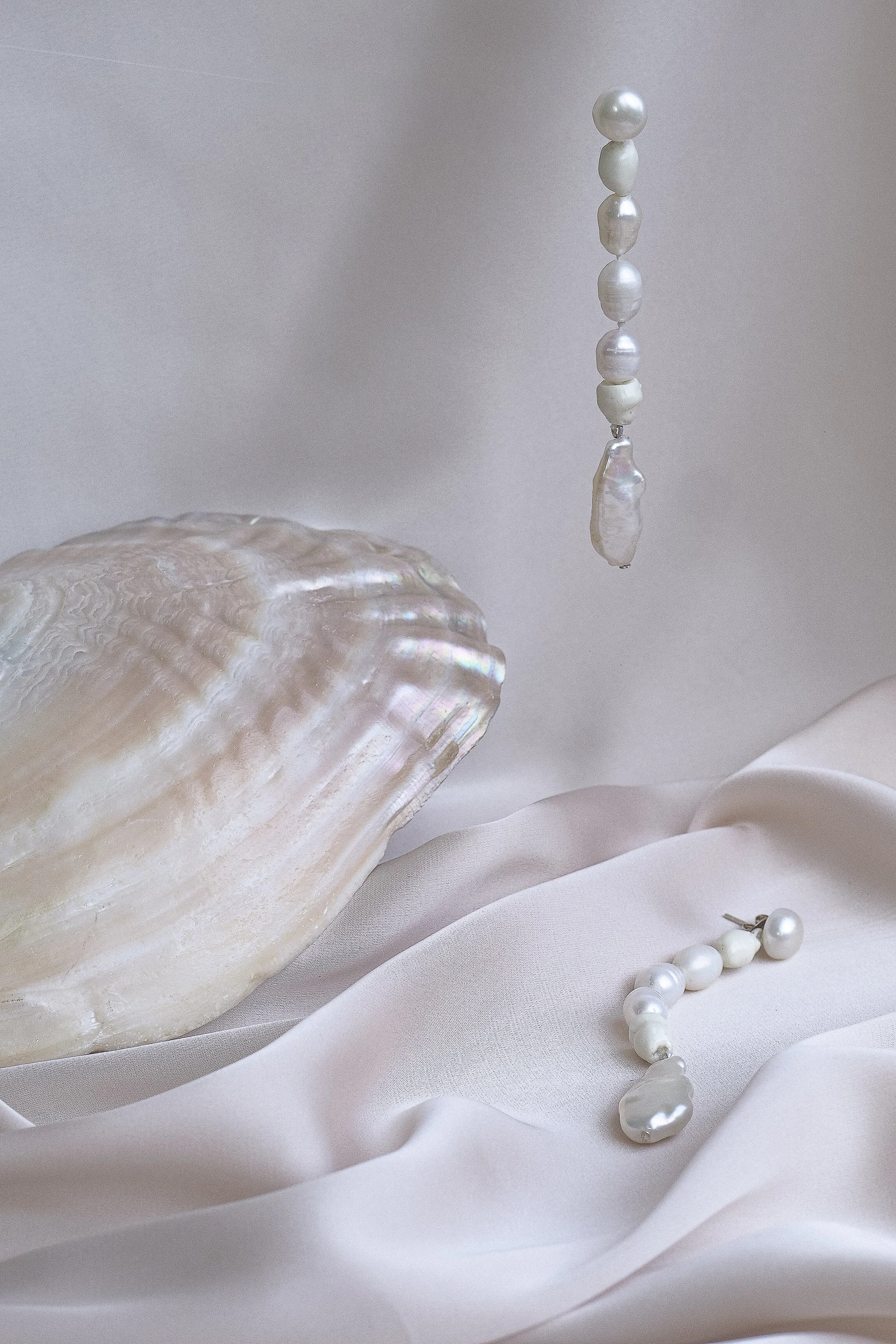 The Oceana – pearl dangle earrings