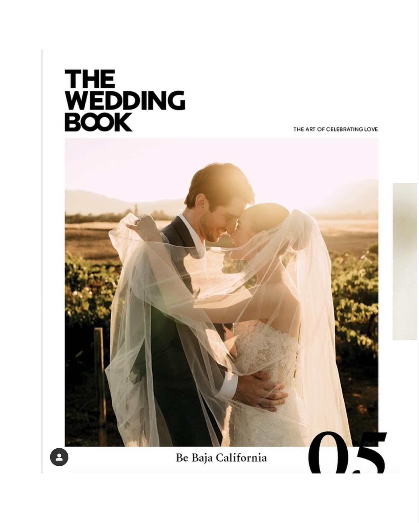 Gracias @the_weddingbook por reconocer en nuestra marca una APUESTA ALTERNATIVA para las novias. Es genial ser parte de una plataforma que valora la diversidad y la originalidad en el mundo nupcial. &iexcl;Gracias por pensar en nosotras y por apoyar 
