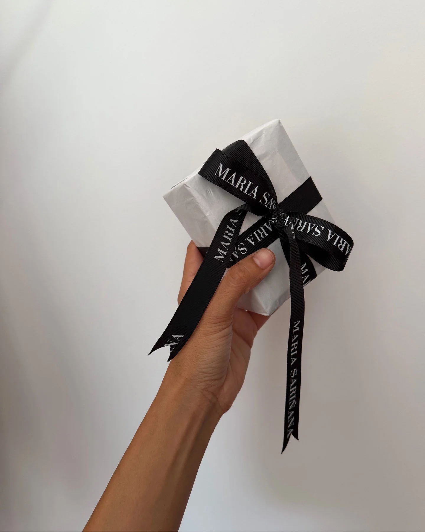 Tus accesorios llegan a donde est&eacute;s. 

Nuestra tienda en l&iacute;nea est&aacute; en ingl&eacute;s y puedes traducirla a cualquier idioma, nuestros precios est&aacute;n en euros ya que estamos basados entre Europa y M&eacute;xico y enviamos a 