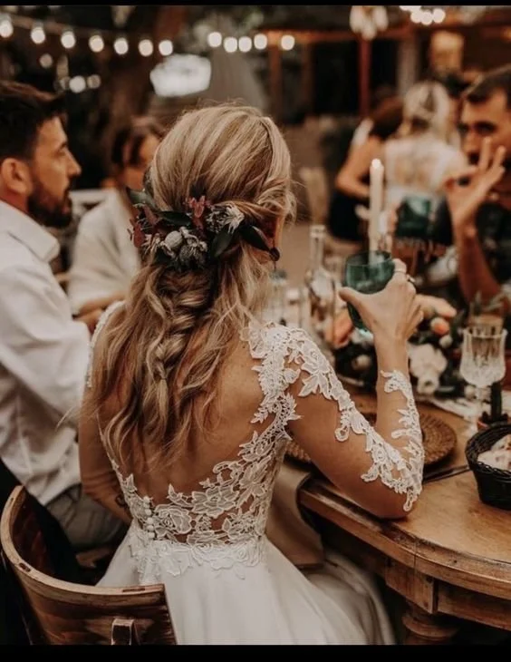 THE NEW BOHO STYLISH ROMANTIC MARIA SARINANA BRIDES.jpg