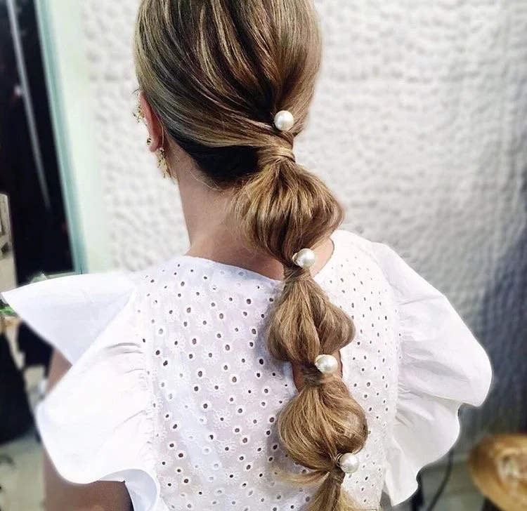 boho wedding hair trends and jewellery maria sarinana brides.JPG