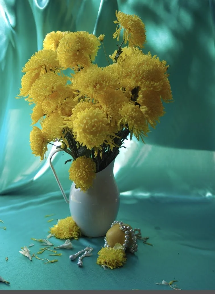 bold floral adornments maria sarinana.jpg