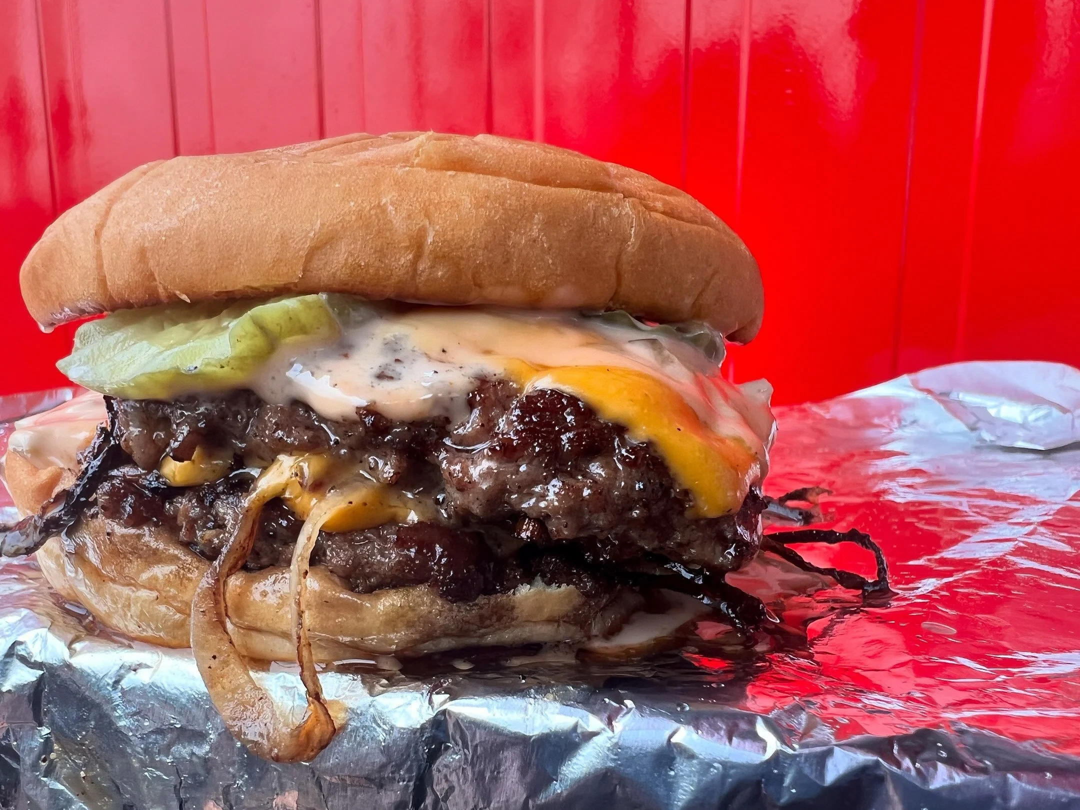 Can&rsquo;t take my eyes off of you 🍔😍
.
.
.
.
#nashvilleburger #nashvillefood #nashvillefoodies #nashvilleeats #supportlocal
