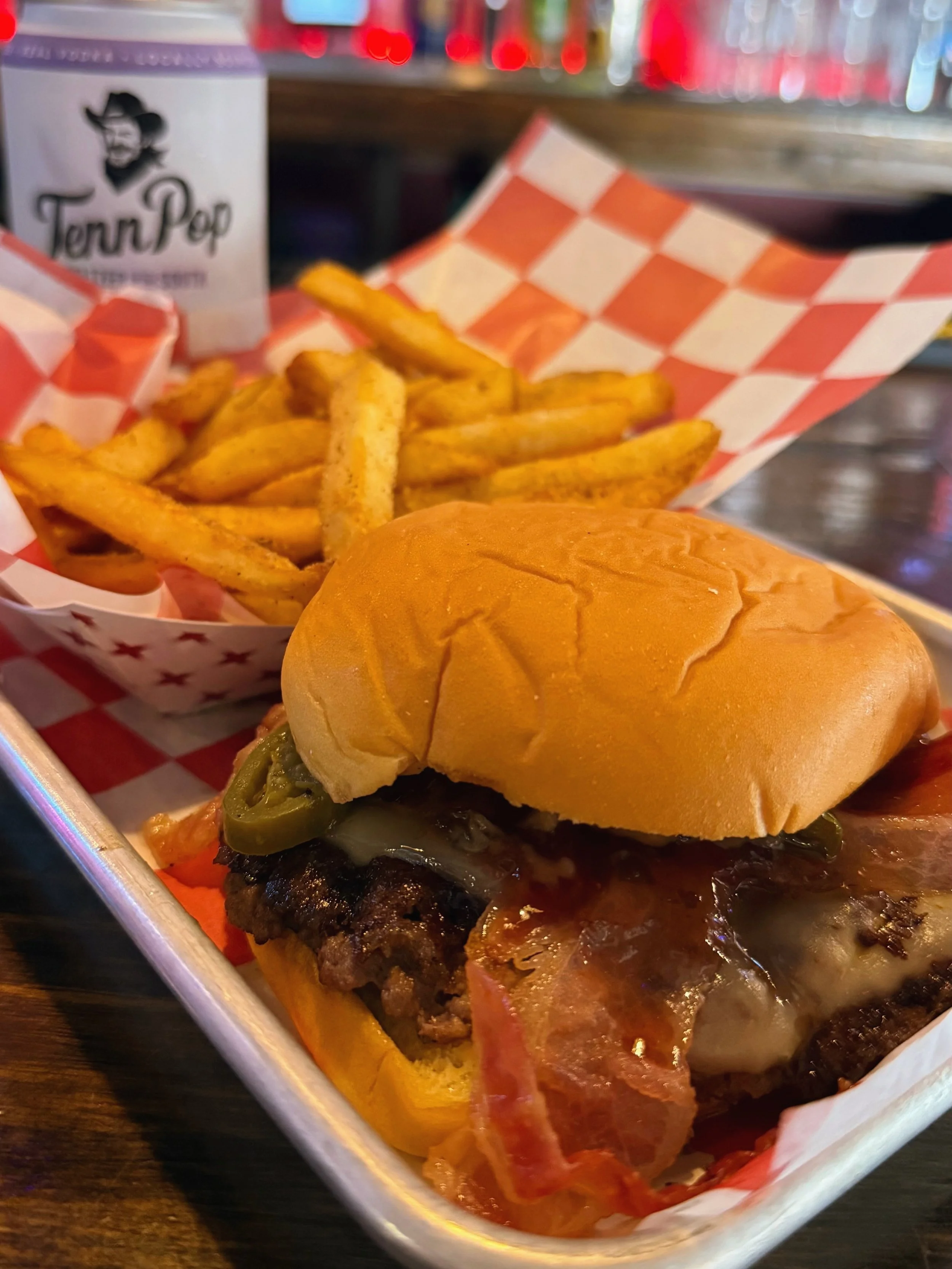Cledis Burgers & Beer - Gulch