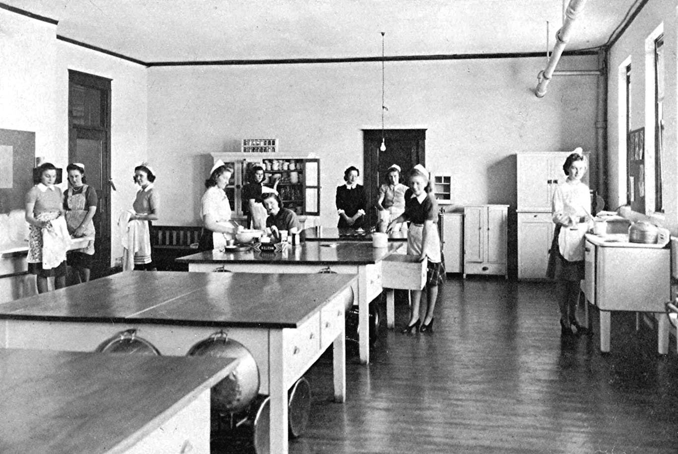 Galleries — Mellen Brownstone Center