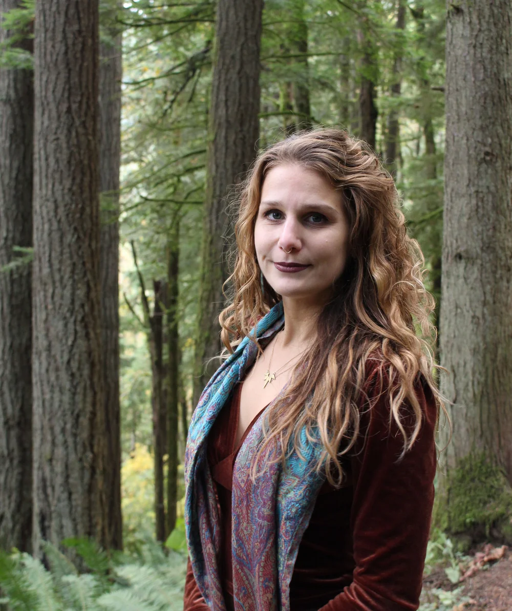 Monica Maragos — in between therapy collective