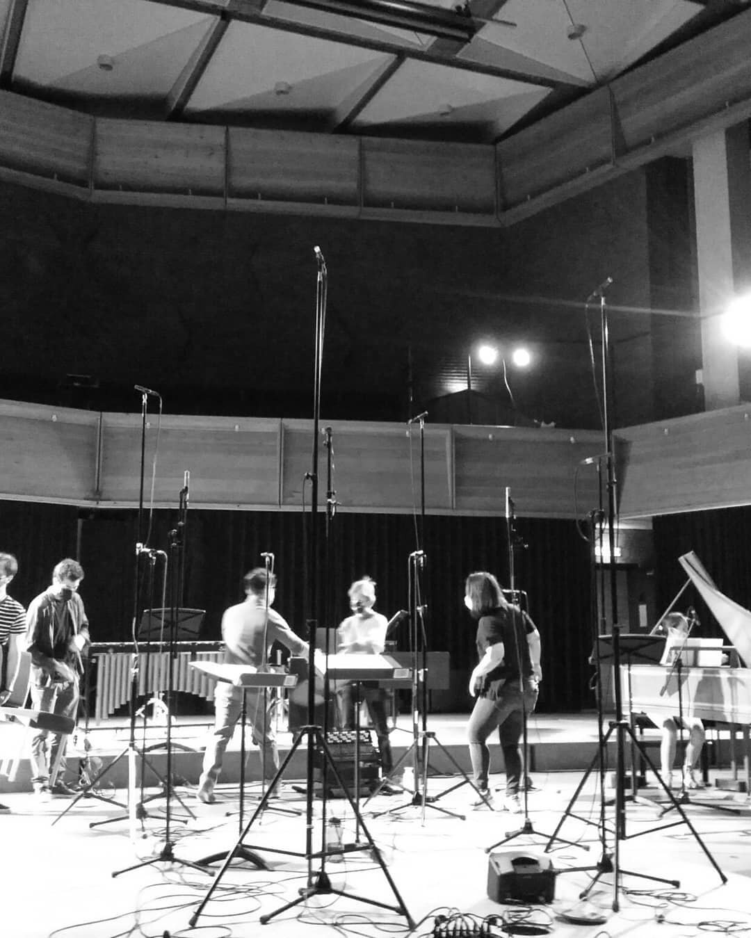 surround + 3d layer = 👽

#recording #surround #artmusic