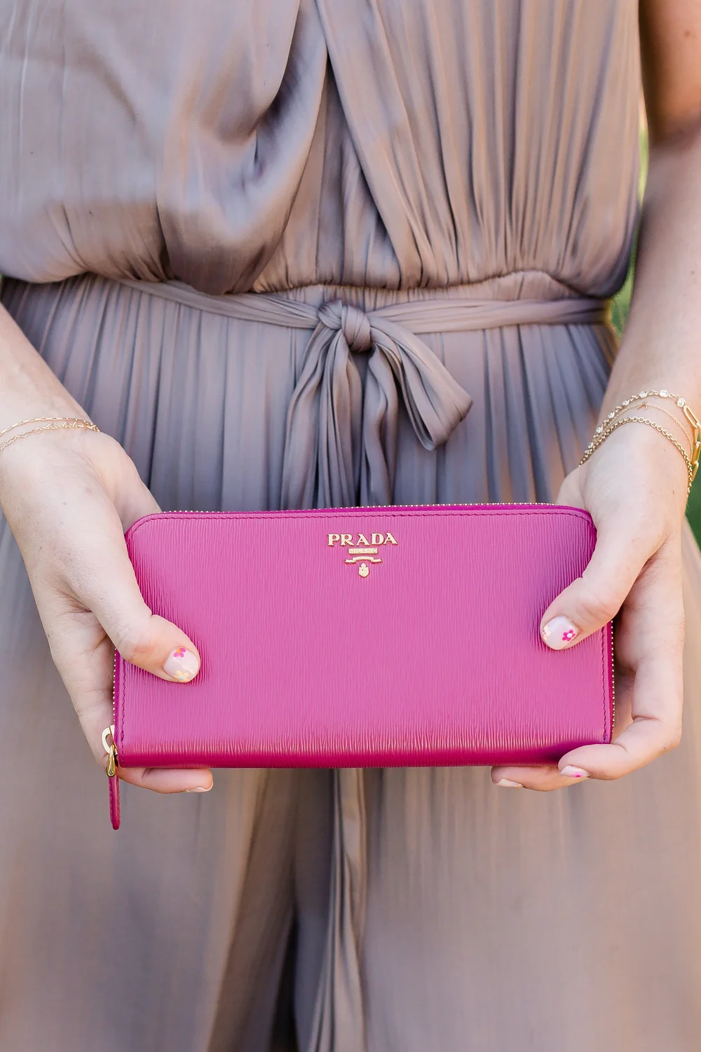 ★PRADA★ [Prada] SS25 Wallet 1ML018QWA Amazon.co.jp: Prada 1ML018 QWA & YR Original Shop Bag