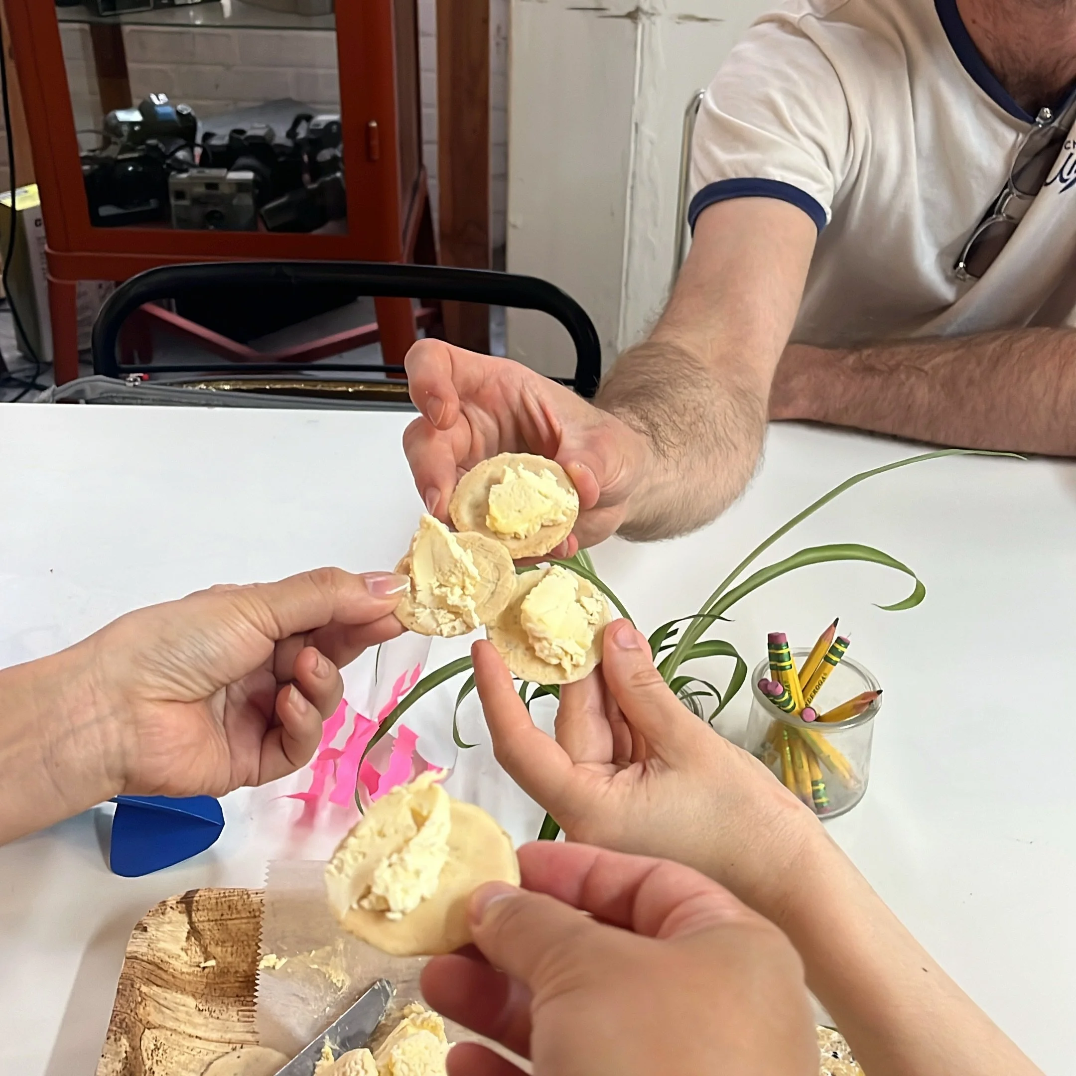 What you missed out on during Skill Swap Club tonight 🧀 Cheese

🛠️ SHOW + SHARE

🔪 August: Salsa 🍅 BYO Ingredients (or watch) + (insert another-Your Skill?)
🧘🏻&zwj;♀️ September: Yoga + (insert another-Your Skill?)

#CommunityClub #CMclub
