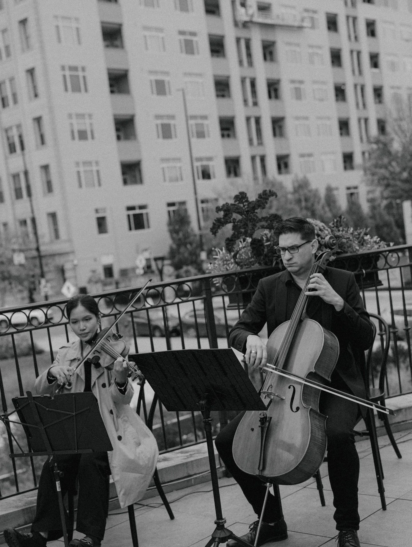 Photos by @graceandardor 

@emandelleevents 
@lytleparkhotel