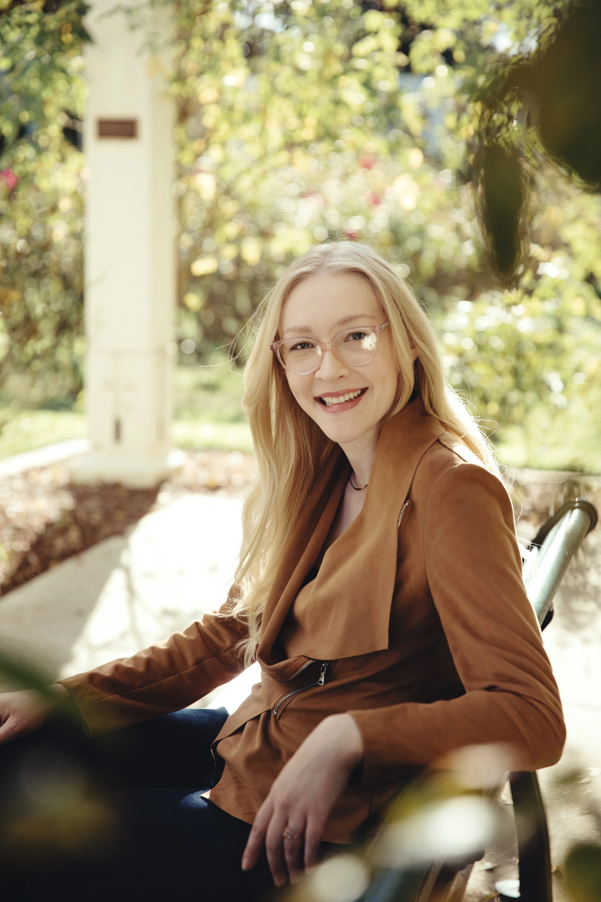 Headshot of Andi Cabello, LMFT