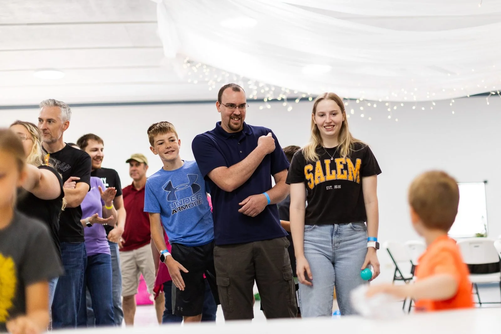 smail-family-reunion-2026-family-cheering-games.jpg
