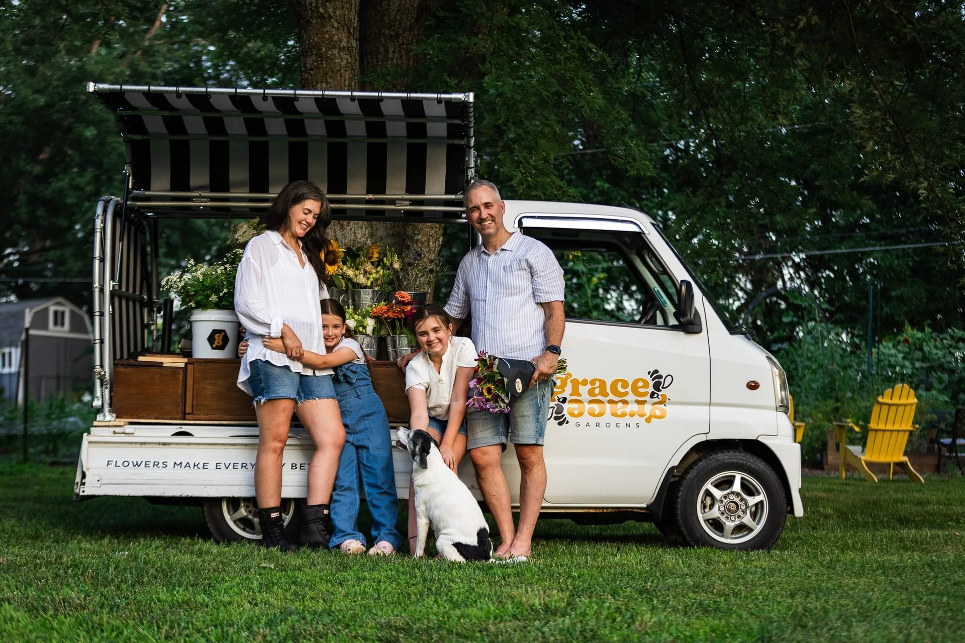 family-flower-truck-brand-photography-kansas-city-ks.jpg