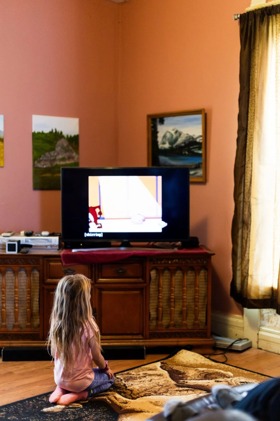rural-missouri-family-dinner-child-watching-television.jpg