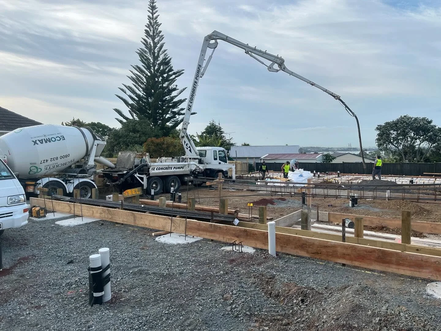 Bit of action on site over the last couple of weeks. Standing frames on the first of 3 homes on our West Tamaki Rd project #building #aucklandbuilders #propertydevelopment #propertydevelopmentauckland