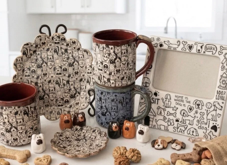 Stop what you&rsquo;re doing and paws for a second! 🐾 

If you&rsquo;re a dog lover, you&rsquo;re going to be mutts about this NEW dog theme I&rsquo;m bringing to the Artisan Spring Market this weekend! Whether you&rsquo;re looking for the perfect m