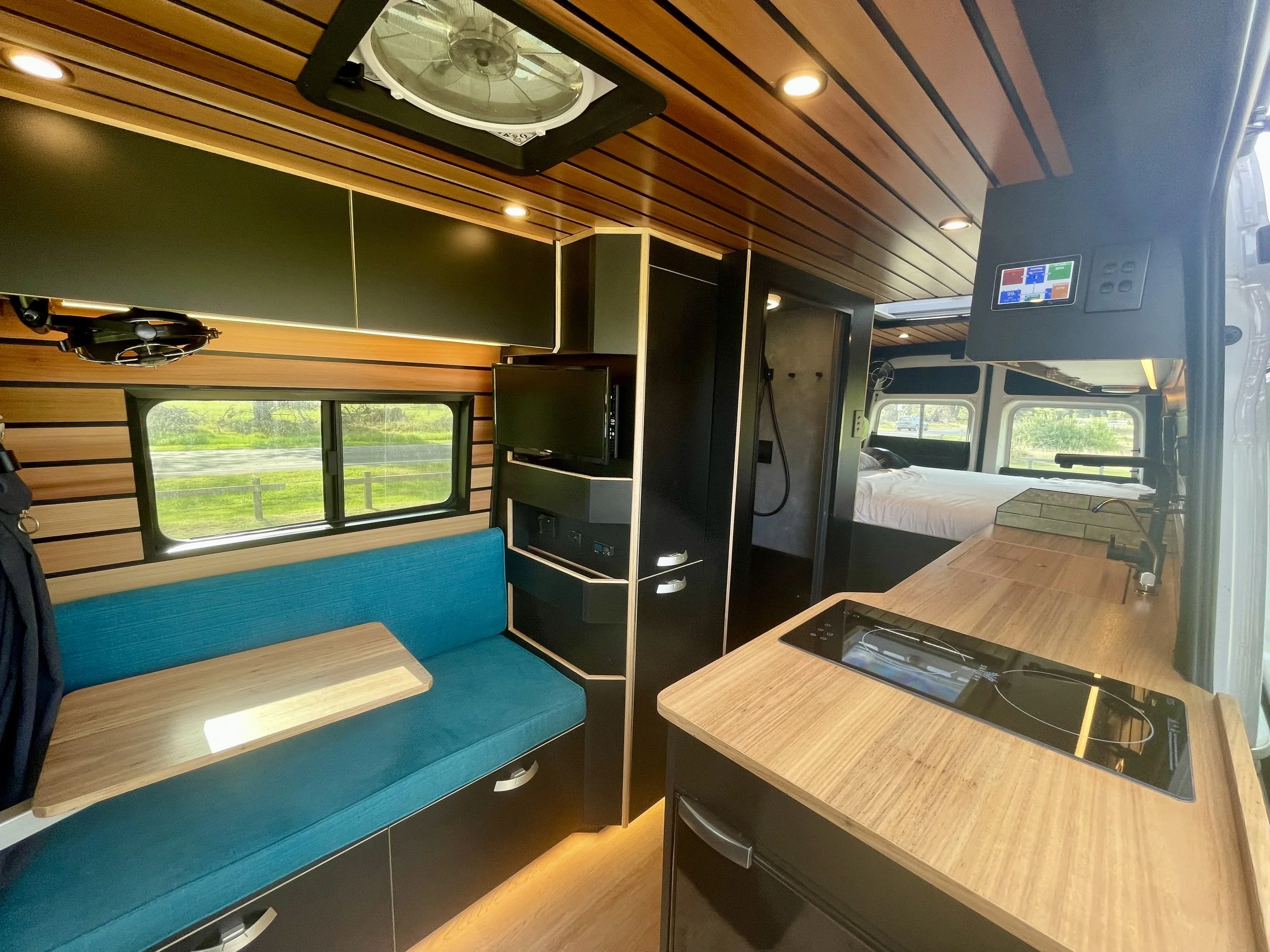 Volkswagen Crafter 4 Motion 2025 LWB