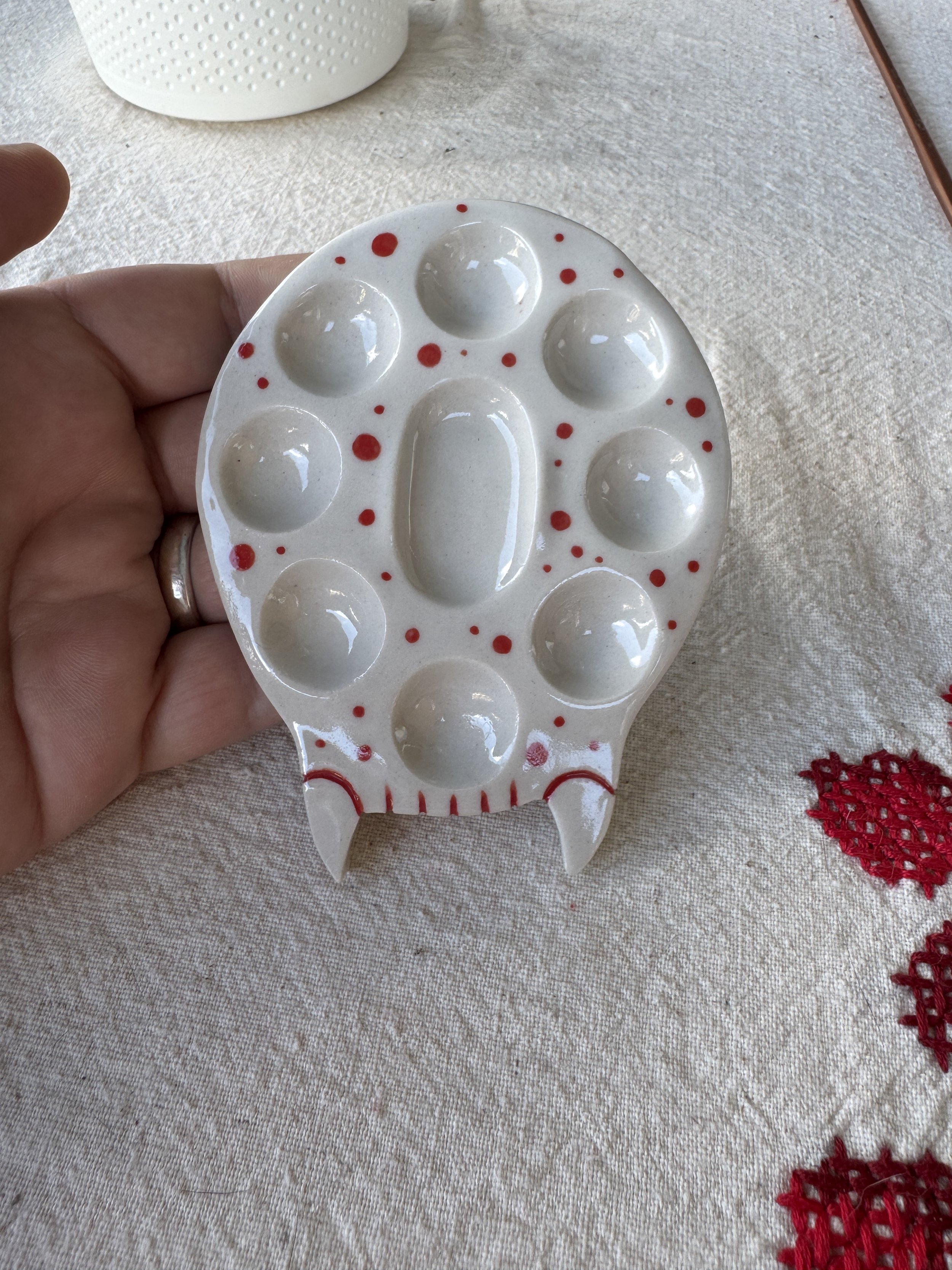 Skull Palette w/ Red Dots