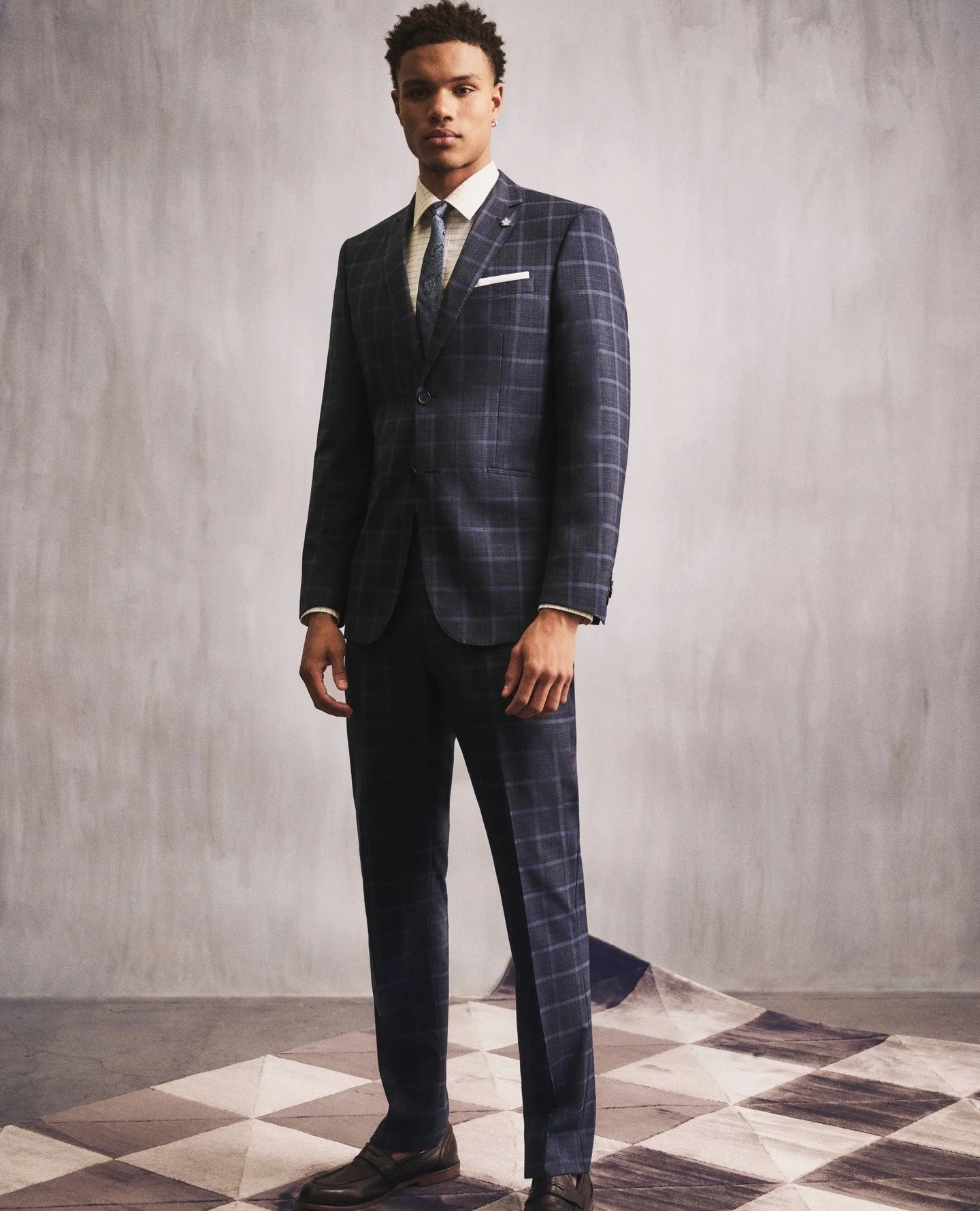 Windowpane checks and classic navy combine with new-in tailoring that suits you.⁠ Go ahead and make your move. ⁠
⁠
Take a look at the Jayson jacket and Joe trousers, available online now at Cambridge Clothing and selected David Jones stores.