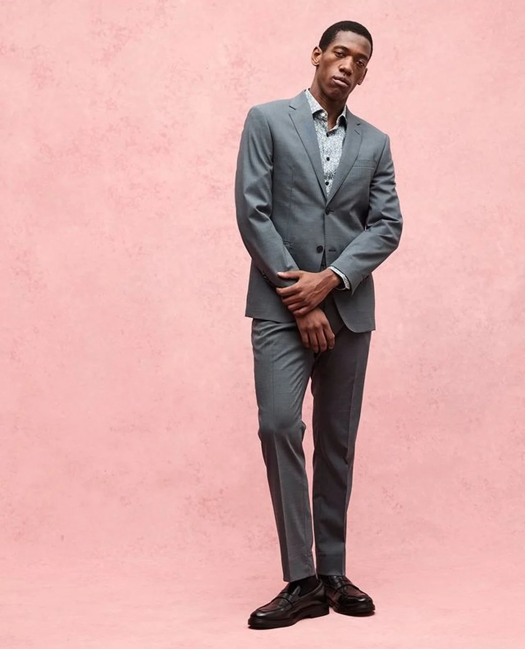 Arriving just in time for the holiday season, this is a look made for after-office parties. Arriving in a rich green hue, complete the look with your favourite print shirt. ⁠
⁠
Shop online or at David Jones. Link in bio.