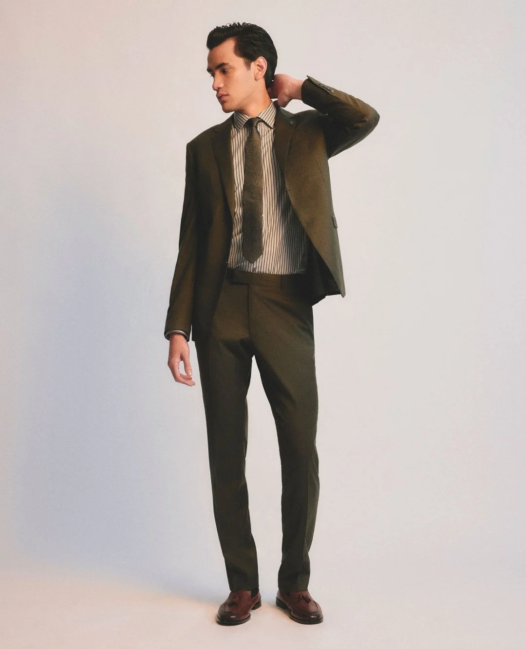 Earthy tones for autumn? Brilliant. Versatile and stylish, you can't really go wrong. ⁠
⁠
Shop the look online, link in bio.