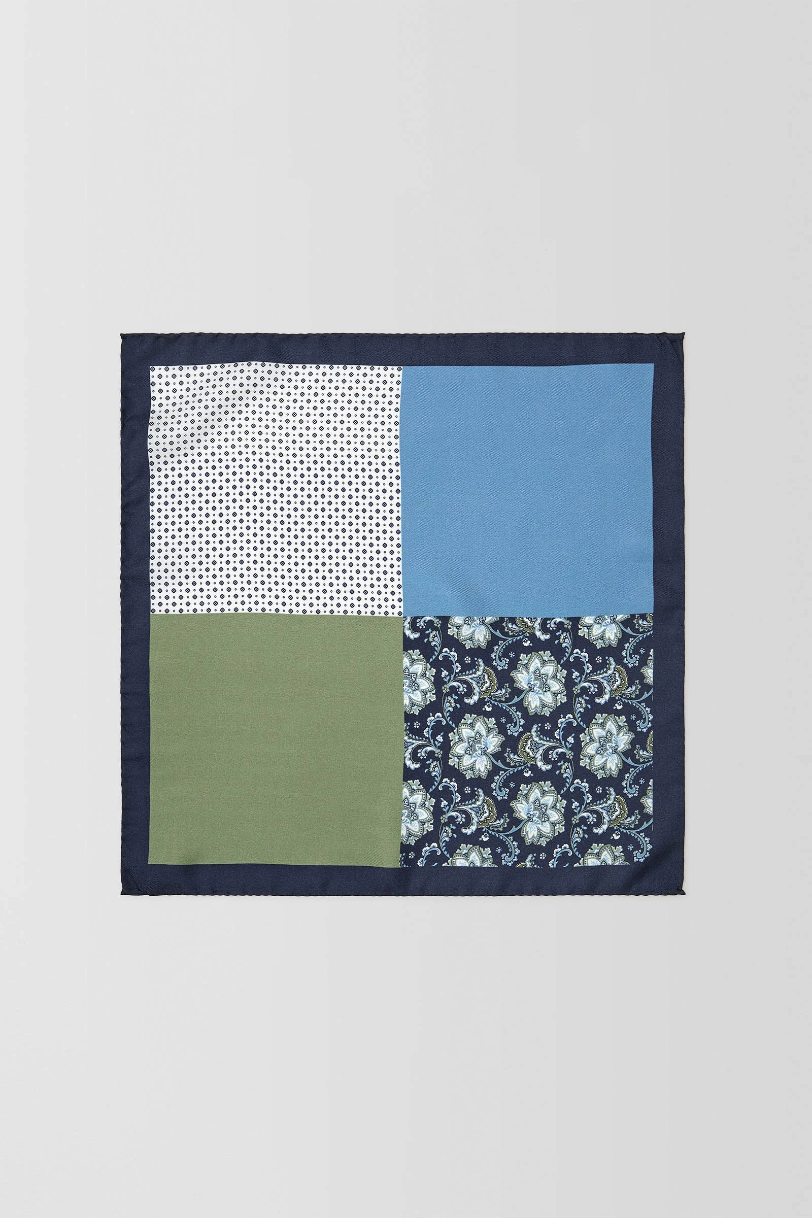  Nightflower 4-Way Pocket Square  
PGAW000007 Navy