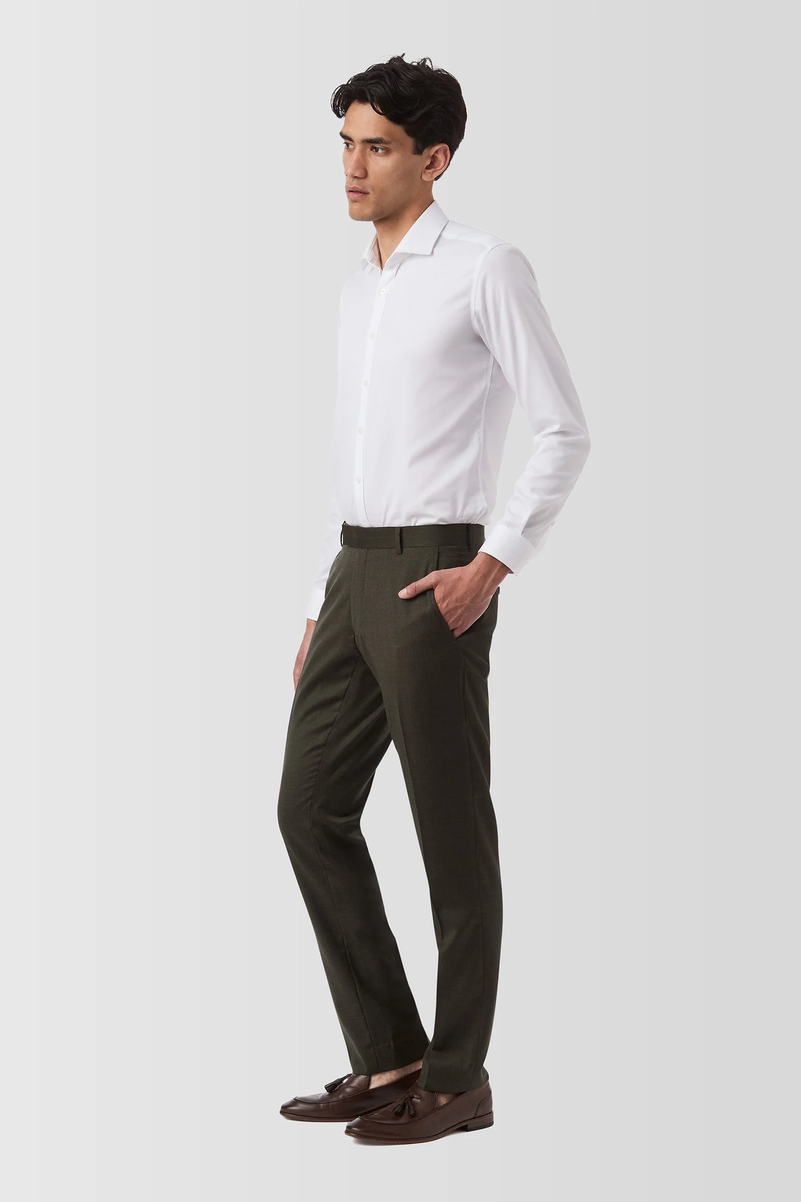    Caper Trouser    
FGV602 Olive
