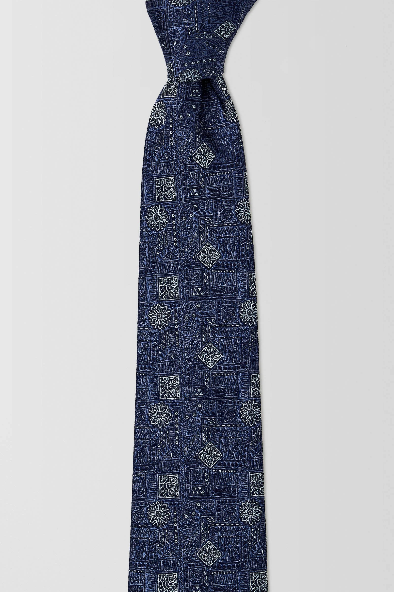  Scribbles 6.5cm Tie  
PGAW000004 Blue