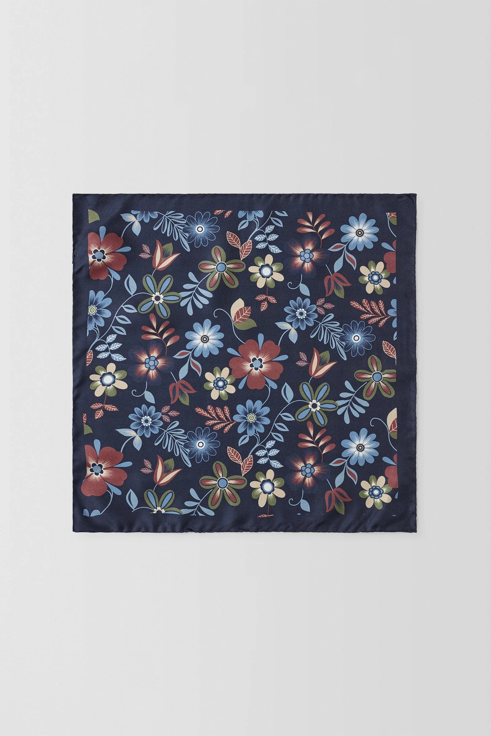  Anemone Pocket Square  
Navy | PGAV100007