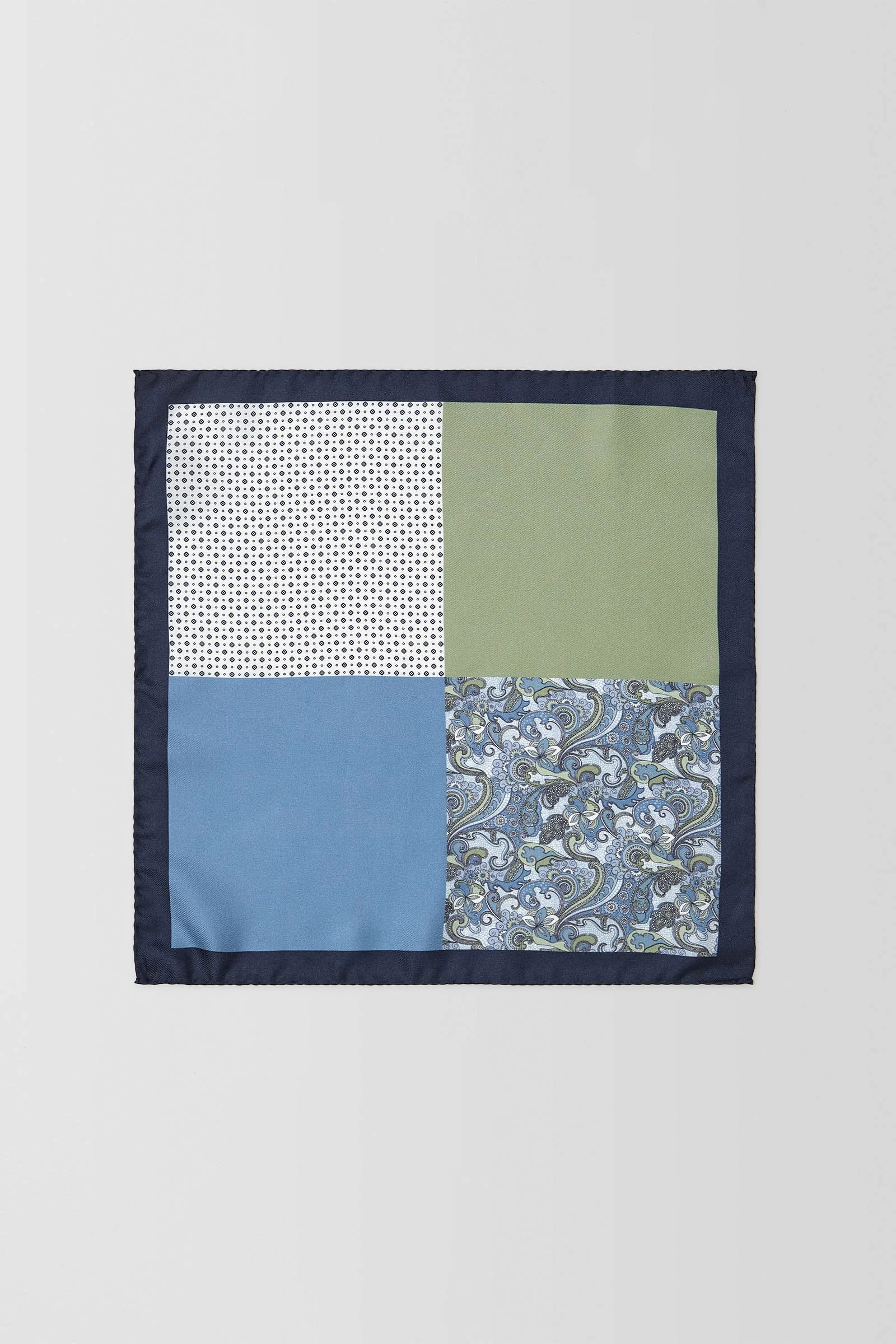  Paisley 4-Way Pocket Square  
PGAW000006 Navy
