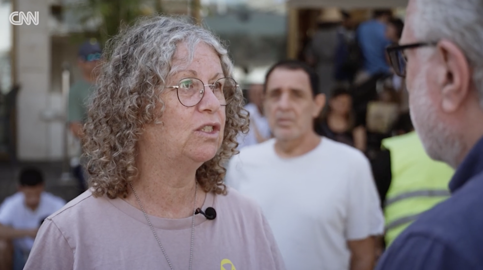 Former hostage Aviva Siegel speaks to CNN's Wolf Blitzer about waiting for hostages to return following ceasefire deal