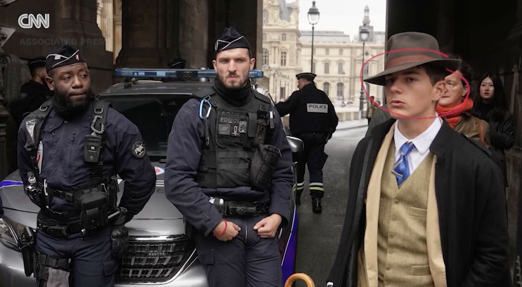 CNN tracks down French teenager in viral photo