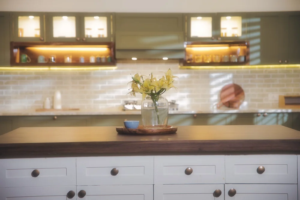 Kitchen studio set for rent in Delhi NCR
