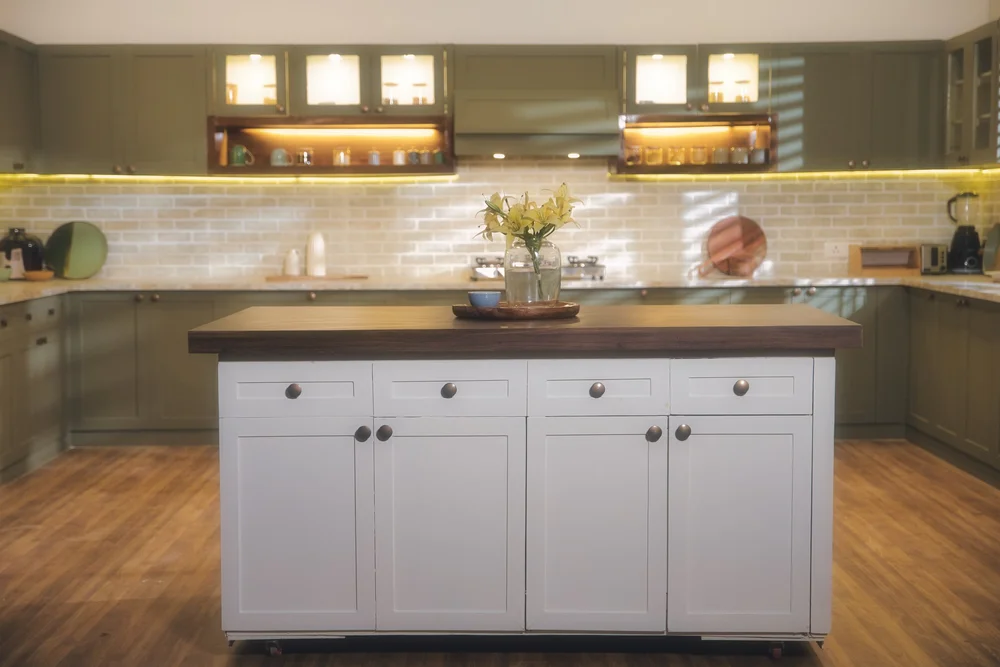 Kitchen studio set for rent in Delhi NCR