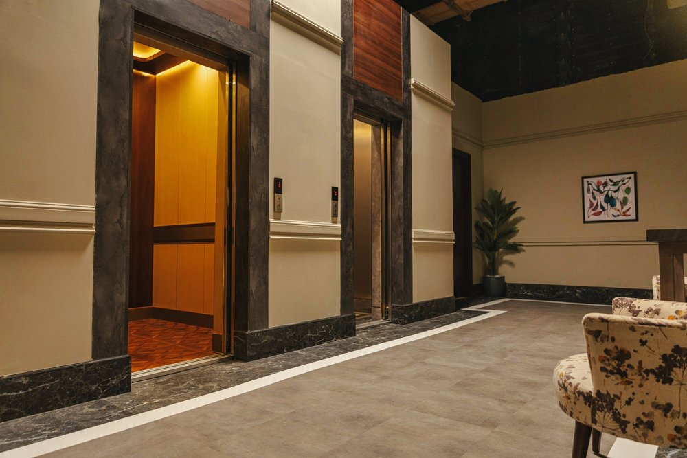 House set studio floor in Gurgaon for filmmaking