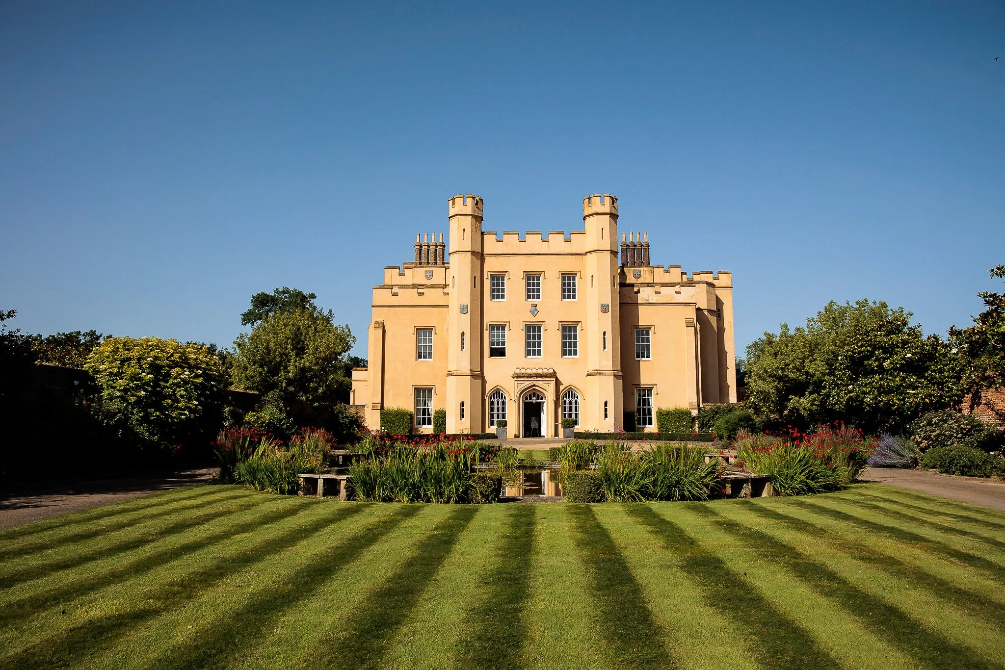 Meera_Bhav_Hindu_wedding_ditton_manor_01.jpg