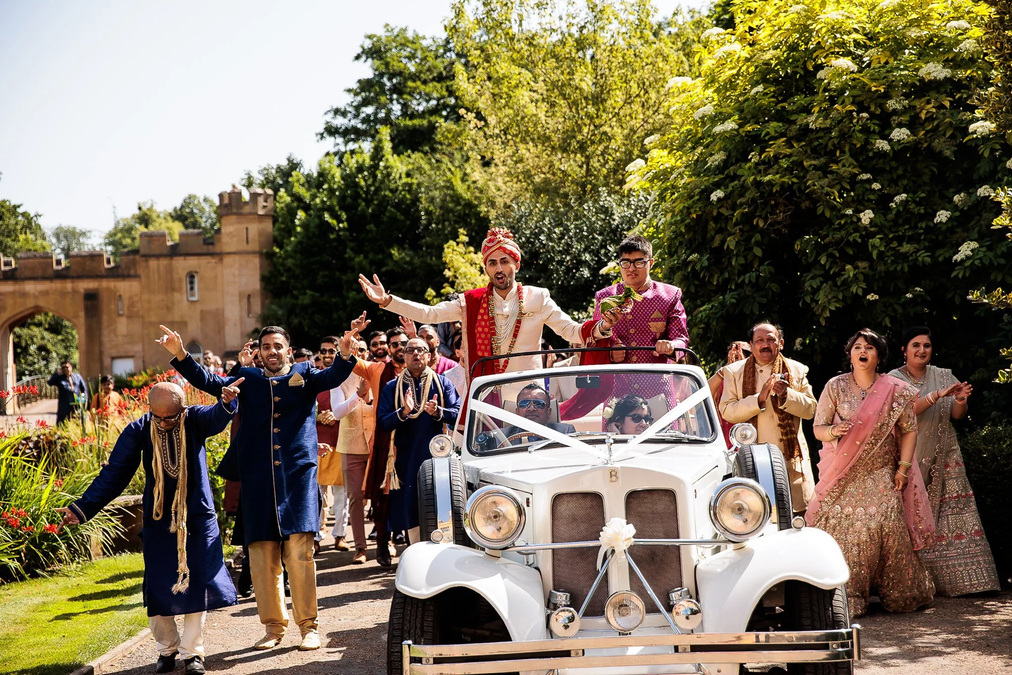 Meera_Bhav_Hindu_wedding_ditton_manor_14.jpg