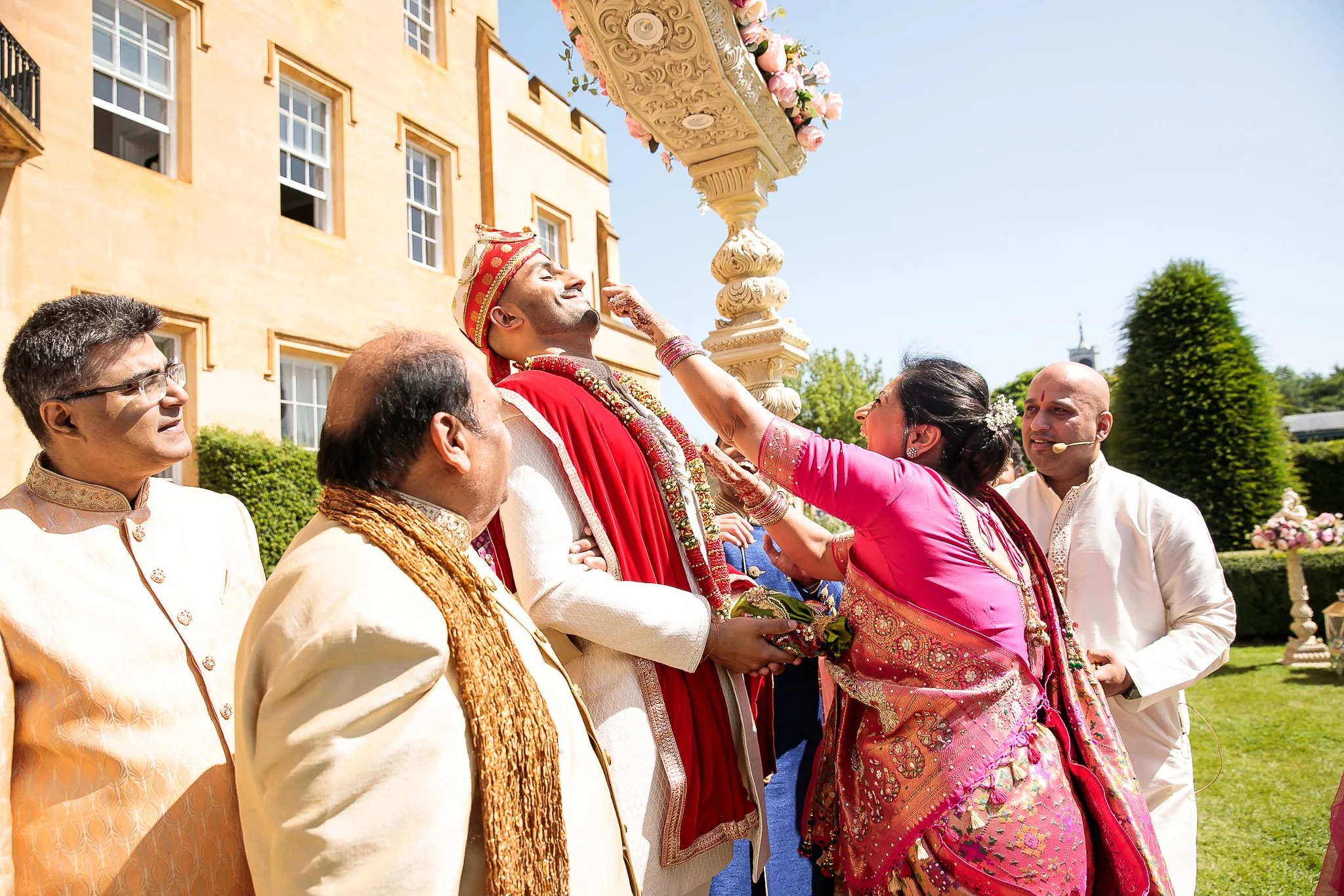 Meera_Bhav_Hindu_wedding_ditton_manor_31.jpg