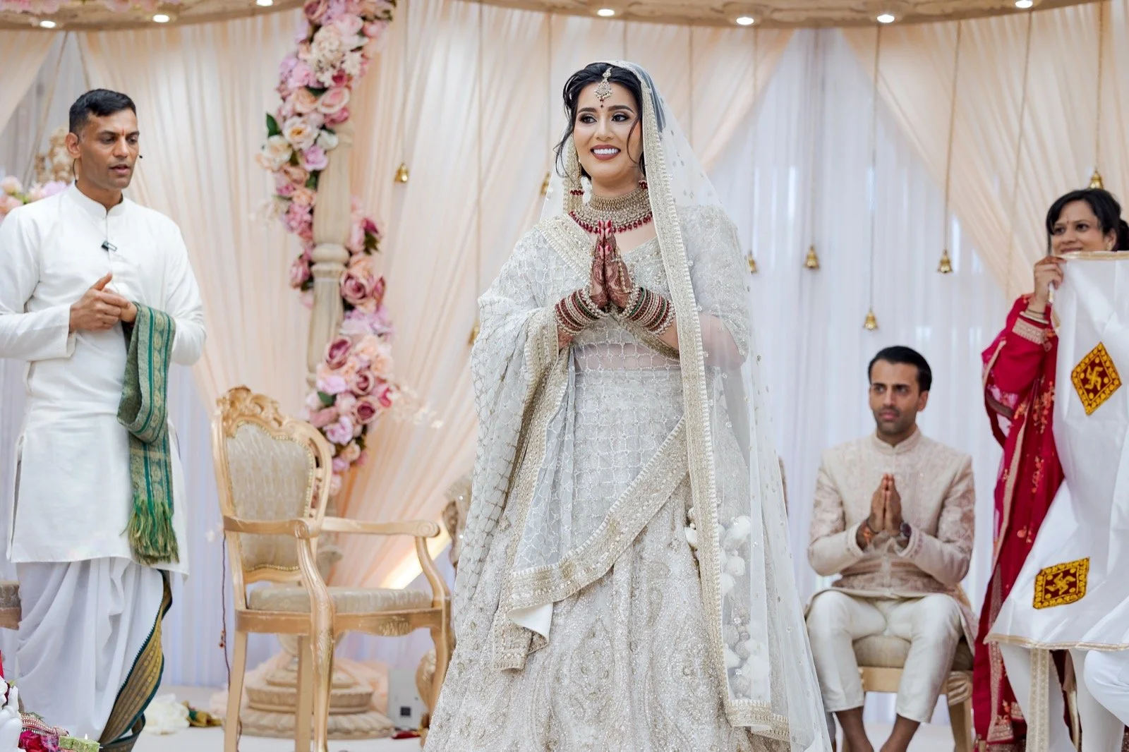 dino-jeram-hindu-wedding-offley-place-19.jpg