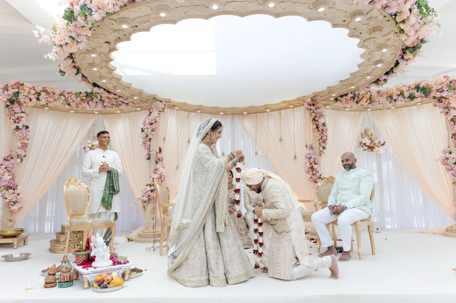 dino-jeram-hindu-wedding-offley-place-23.jpg