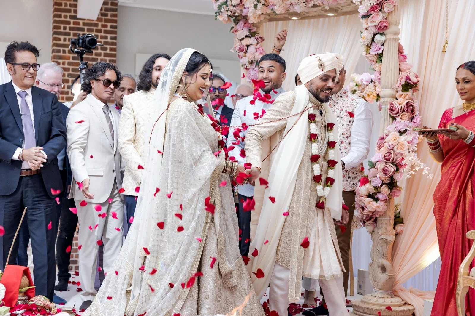 dino-jeram-hindu-wedding-offley-place-34.jpg