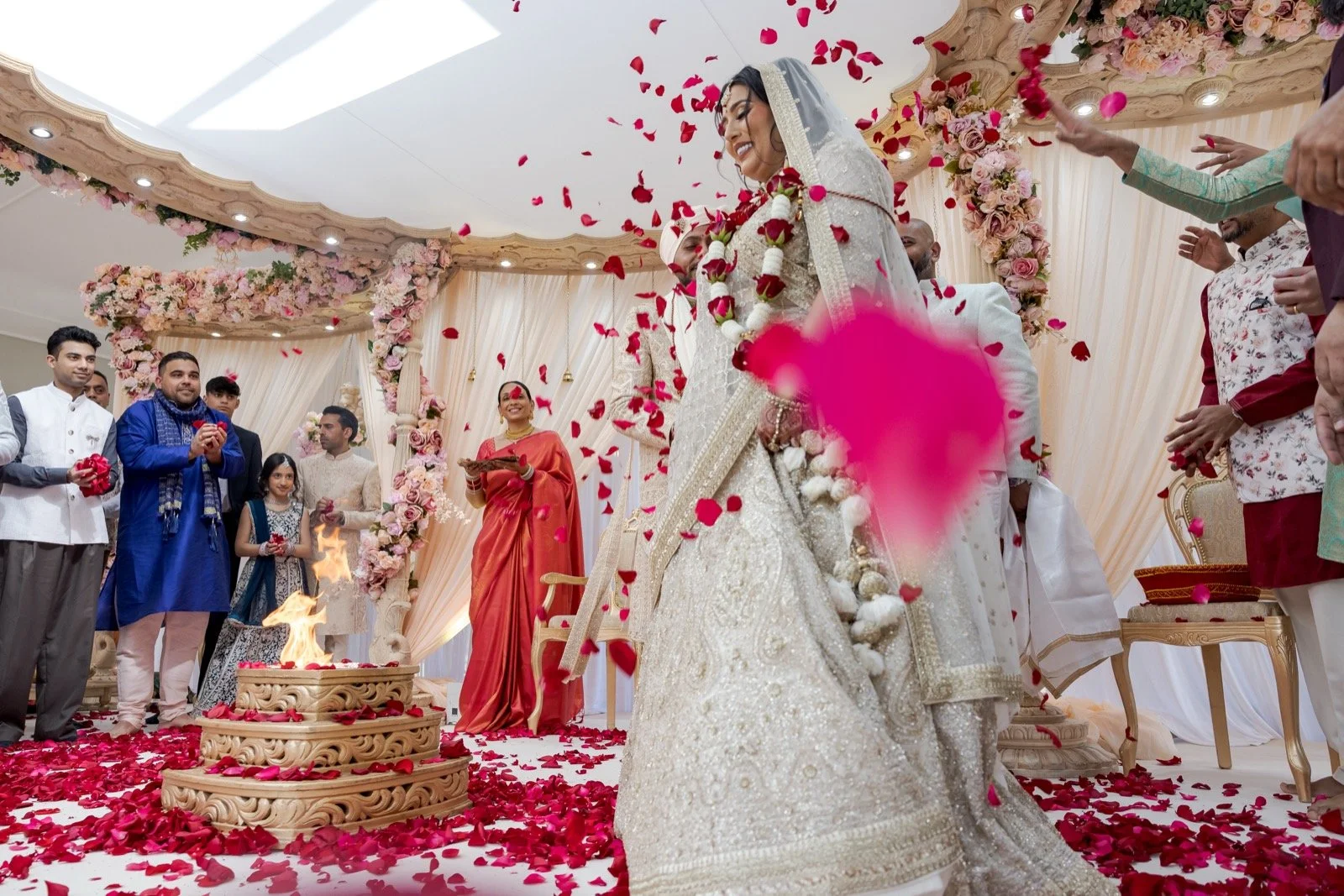 dino-jeram-hindu-wedding-offley-place-37.jpg