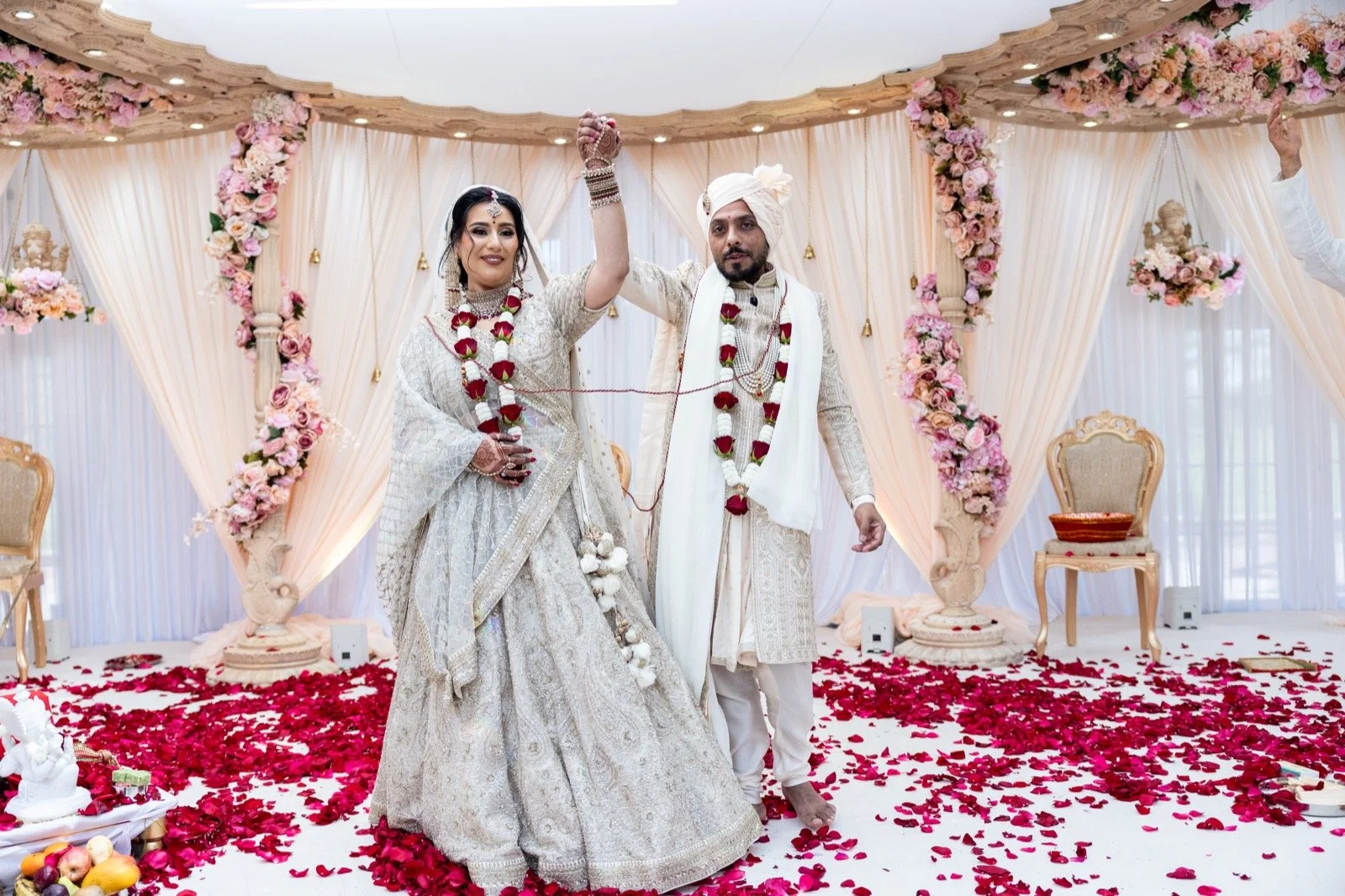 dino-jeram-hindu-wedding-offley-place-41.jpg