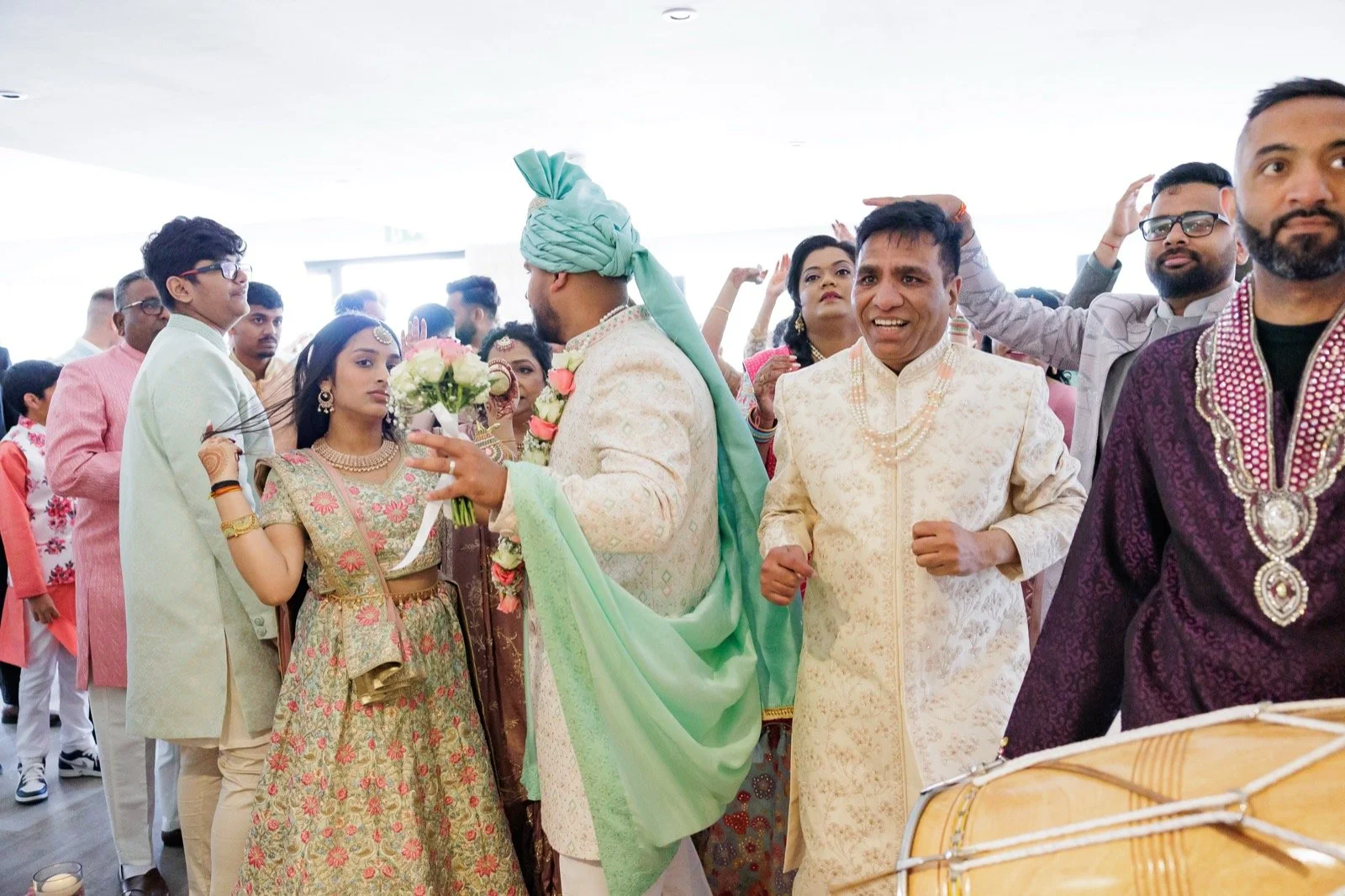 tara-vish-old-cotswold-spa-hotel-hindu-wedding-13.jpg