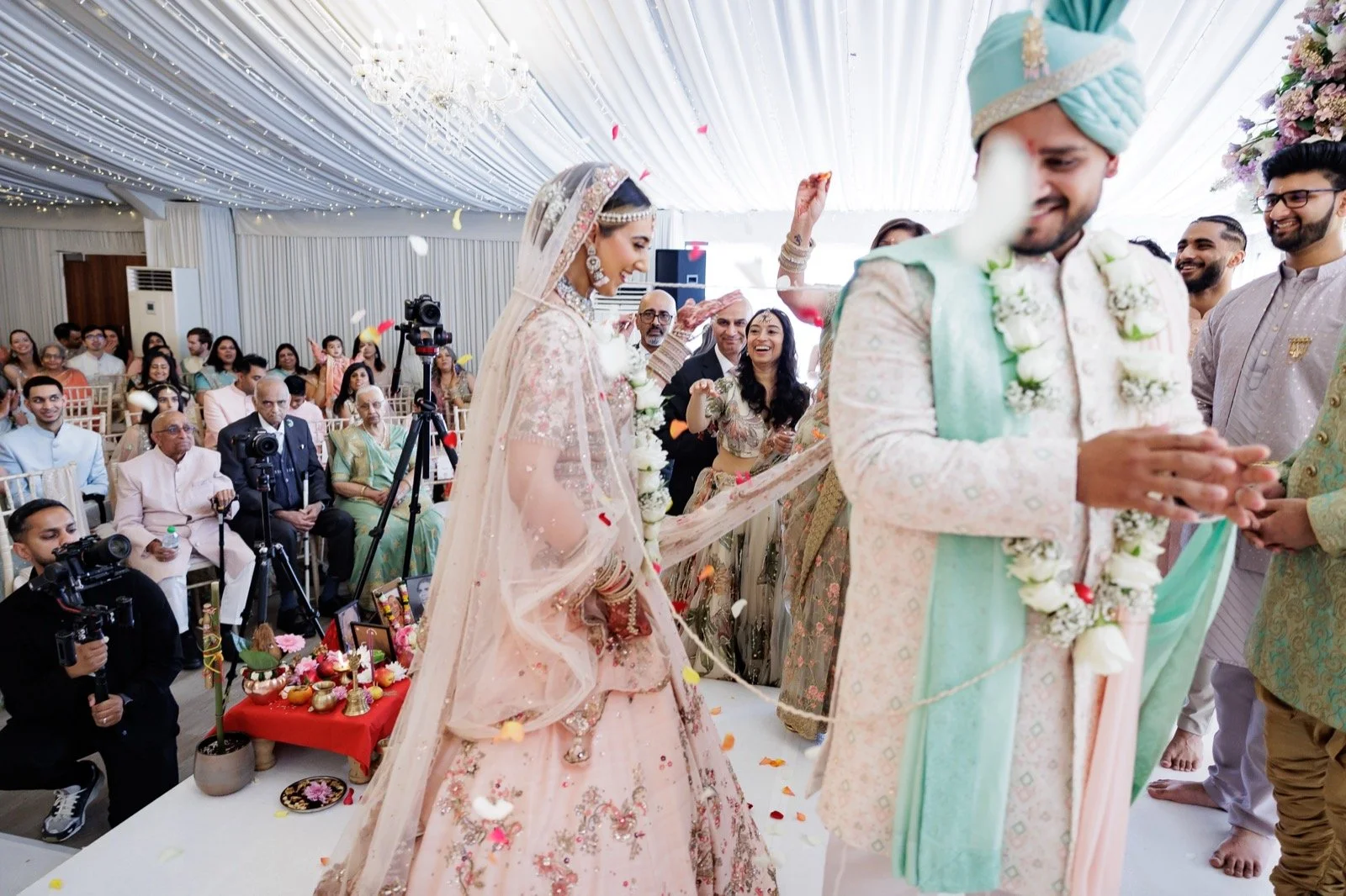 tara-vish-old-cotswold-spa-hotel-hindu-wedding-35.jpg