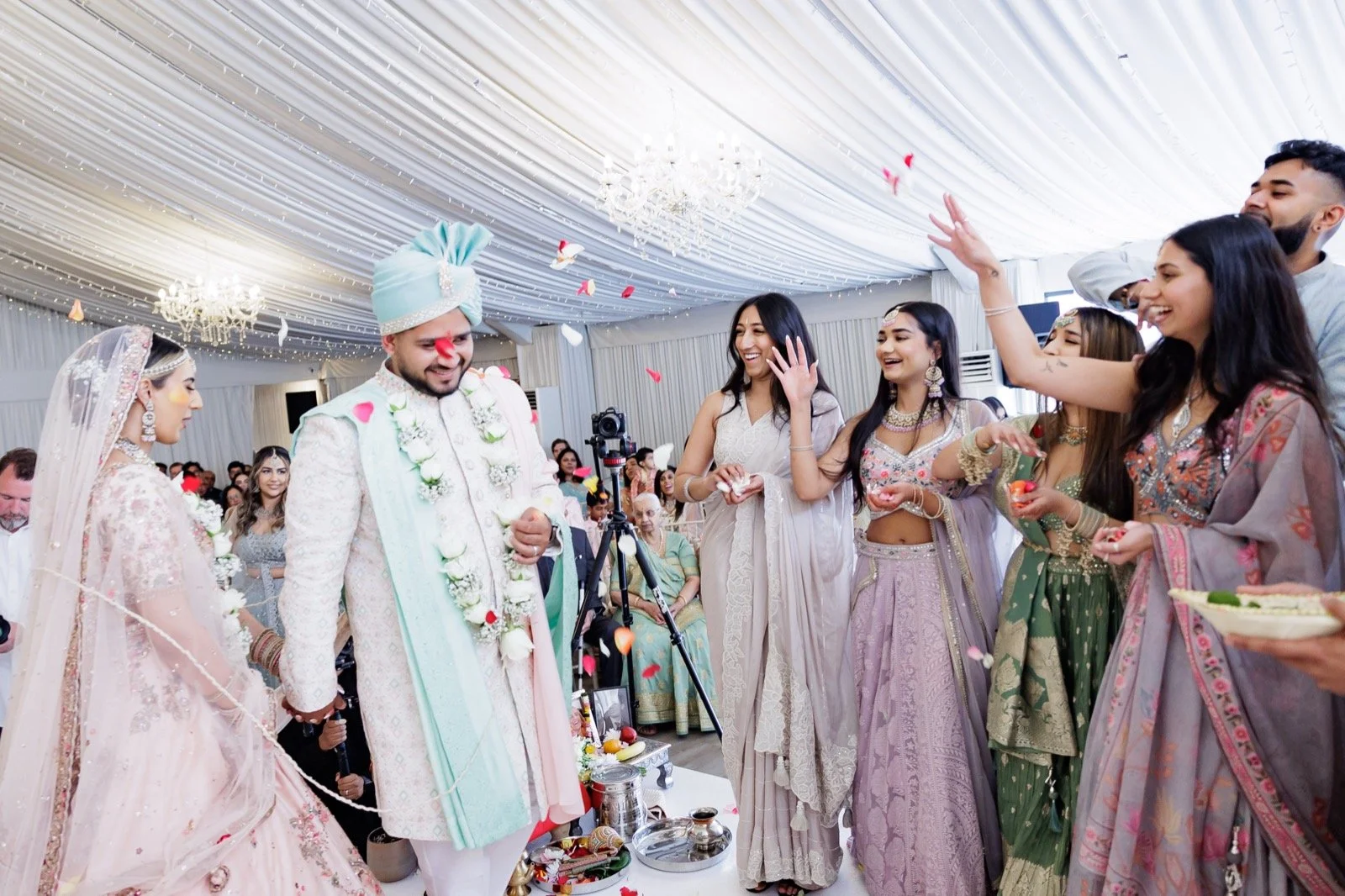 tara-vish-old-cotswold-spa-hotel-hindu-wedding-38.jpg