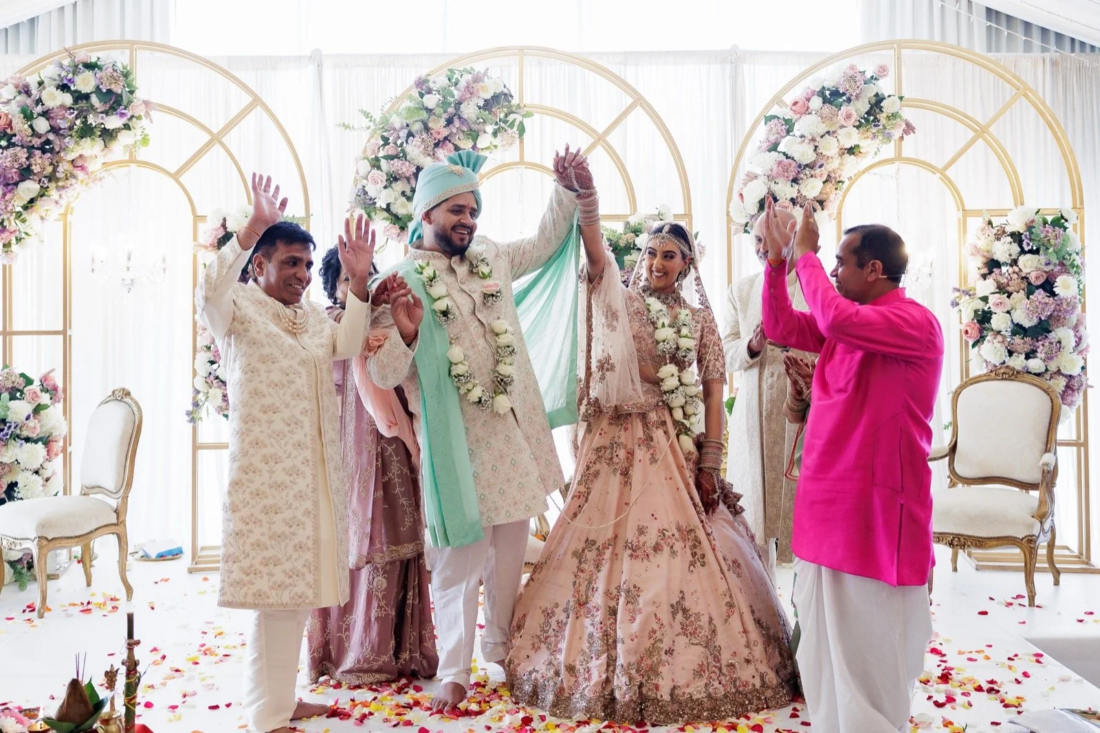 tara-vish-old-cotswold-spa-hotel-hindu-wedding-45.jpg
