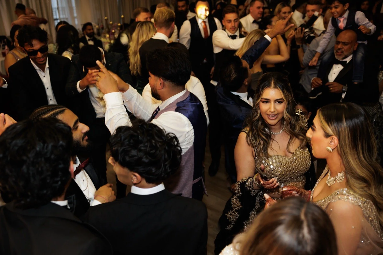 tara-vish-old-cotswold-spa-hotel-reception-19.jpg