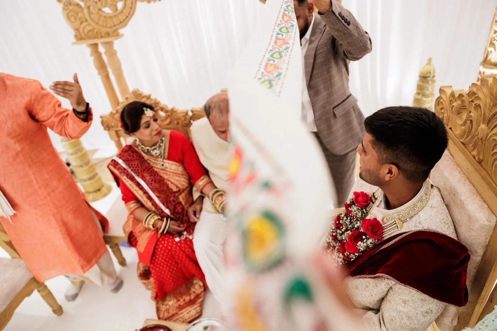 niki-hamesh-hindu-wedding-oshwal-potters-bar-27.jpg